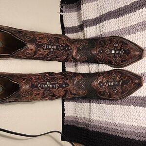 Corral vintage boots size 7